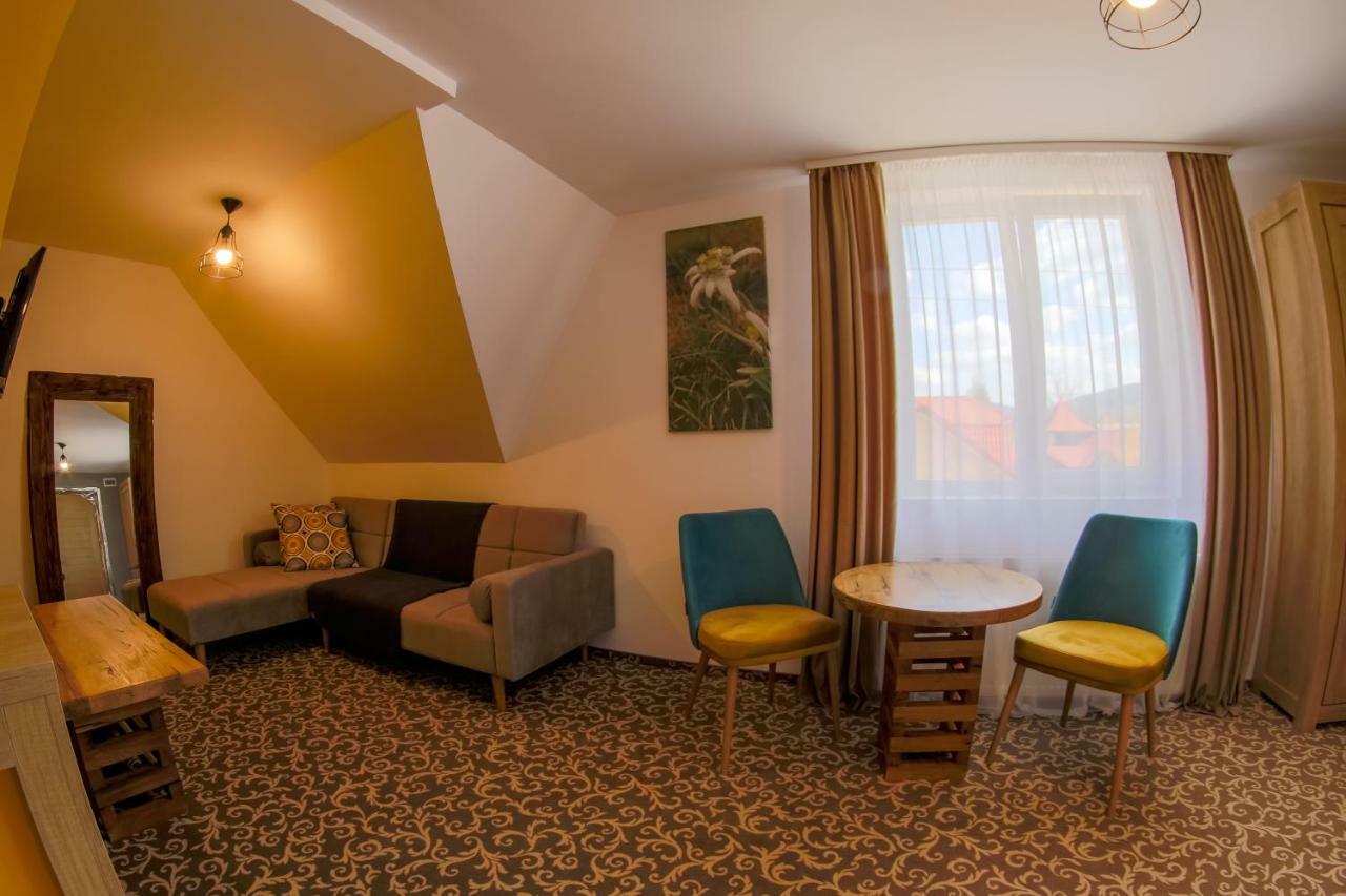 Residence Rooms Bucovina Câmpulung Moldovenesc Extérieur photo